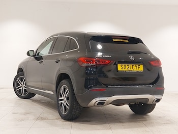 Used Mercedes-Benz GLA 2021 for sale - 78895695: Photo