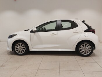 Used Toyota Yaris 2023 for sale - 77214173: Photo