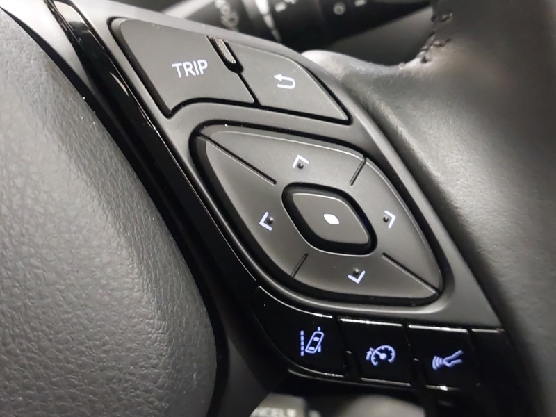 Used Toyota C-HR 2023 for sale - 77837704: Photo 16