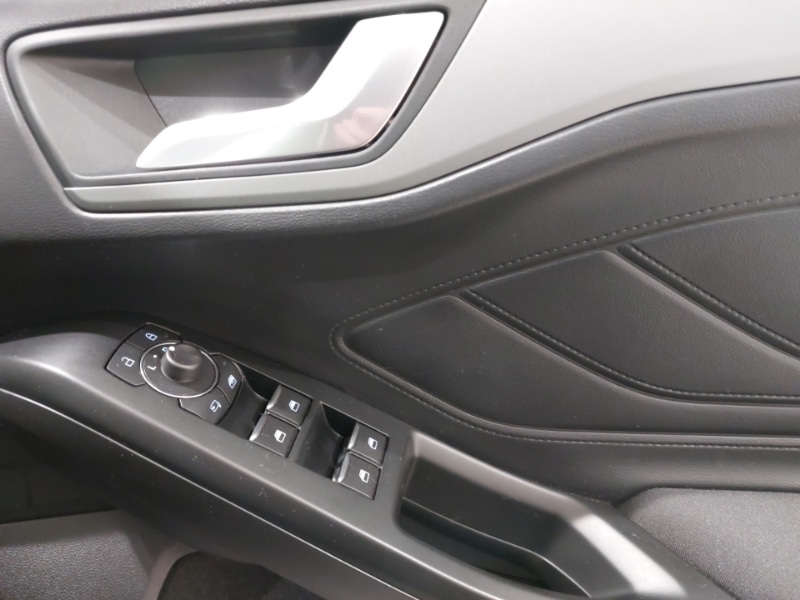Used Ford Focus 2022 for sale - 76567363: Photo 19