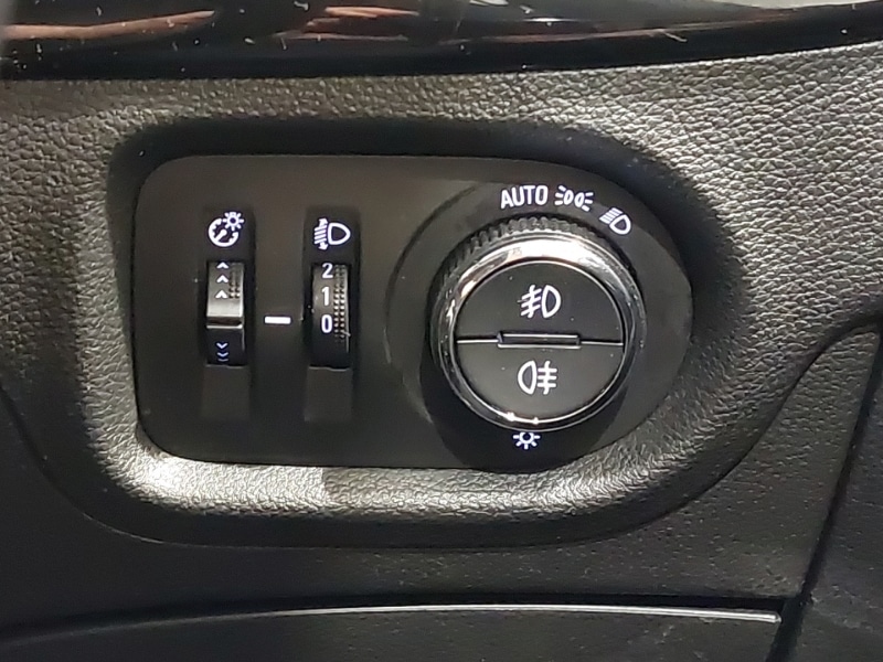 Used Vauxhall Astra 2018 for sale - 77252247: Photo 18