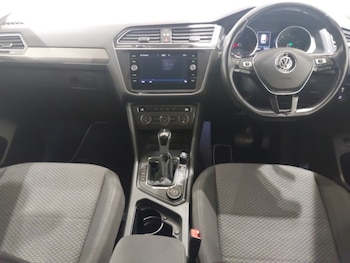 Used Volkswagen Tiguan Allspace 2019 for sale - 78933199: Photo