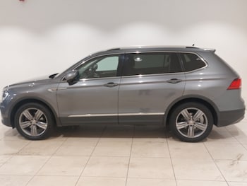 Used Volkswagen Tiguan Allspace 2019 for sale - 78933199: Photo
