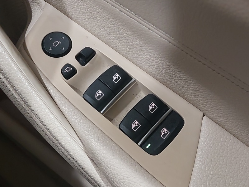 Used BMW 5 Series 2017 for sale - 77183609: Photo 19