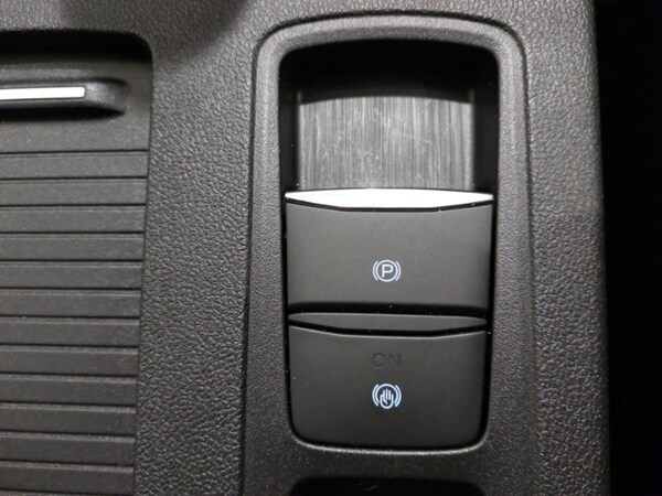 Used Ford Kuga 2025 for sale - 76294329: Photo 15