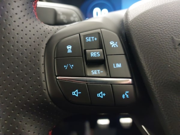 Used Ford Kuga 2025 for sale - 76294329: Photo 16