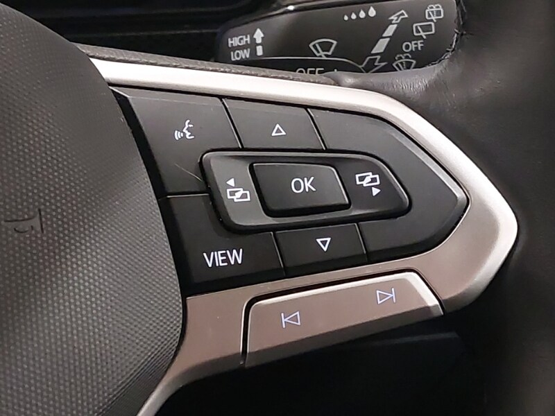 Used Volkswagen T-Cross 2024 for sale - 77300201: Photo 16