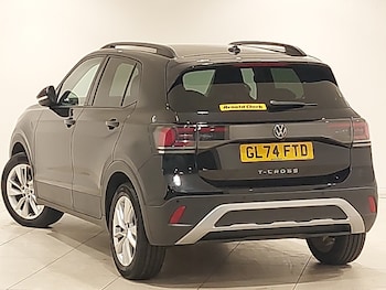 Used Volkswagen T-Cross 2024 for sale - 77300201: Photo