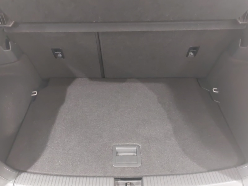 Used Volkswagen T-Cross 2022 for sale - 77433392: Photo 2