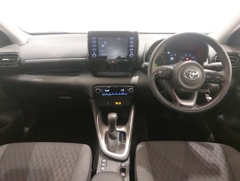 Used Toyota Yaris 2023 for sale - 79356616: Photo