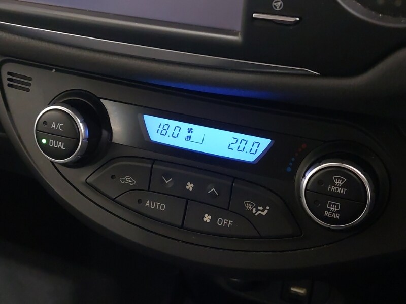 Used Toyota Yaris 2019 for sale - 77908163: Photo 12