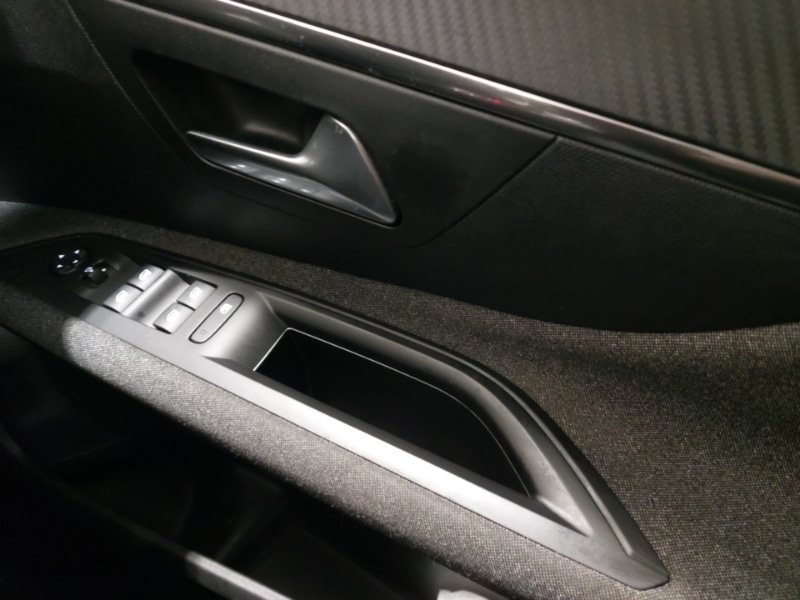 Used Peugeot 3008 2022 for sale - 76492937: Photo 19