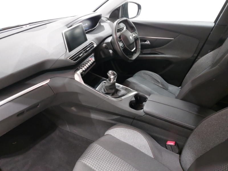 Used Peugeot 3008 2022 for sale - 76492937: Photo 5