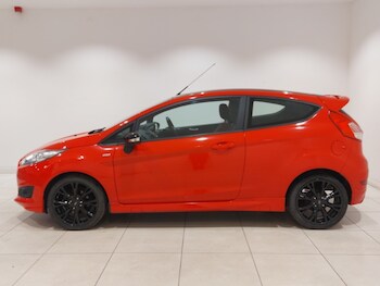 Used Ford Fiesta 2017 for sale - 77722096: Photo