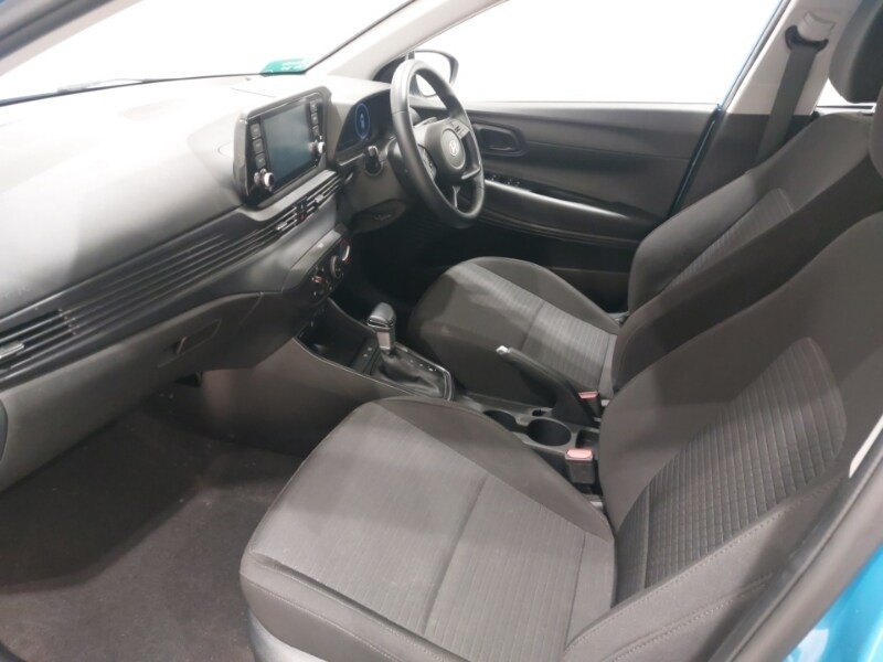 Used Hyundai i20 2023 for sale - 77948170: Photo 5
