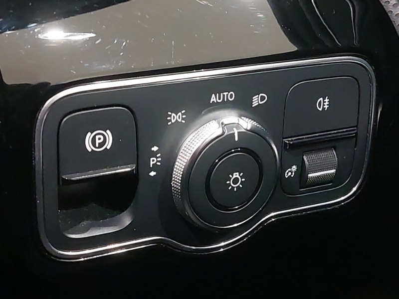 Used Mercedes-Benz A-Class 2019 for sale - 78113071: Photo 18