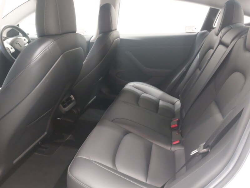 Used Tesla Model 3 2021 for sale - 76983275: Photo 6