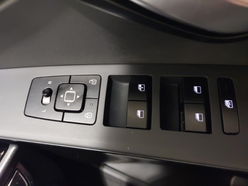 Used Kia Niro 2023 for sale - 77652095: Photo 19