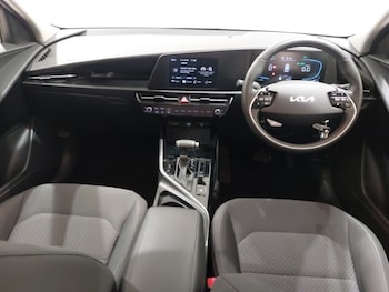 Used Kia Niro 2023 for sale - 77652095: Photo