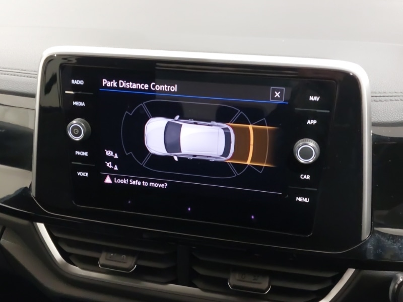 Used Volkswagen T-Roc 2023 for sale - 77606145: Photo 11