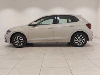 Used Volkswagen Polo 2023 for sale - 78455637: Photo