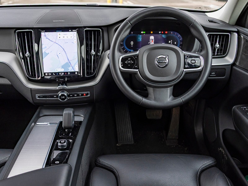 Used Volvo XC60 2023 for sale - 77066017: Photo 12