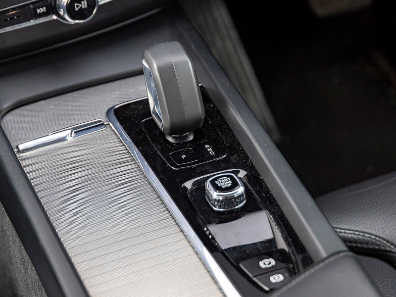 Used Volvo XC60 2023 for sale - 77066017: Photo 16