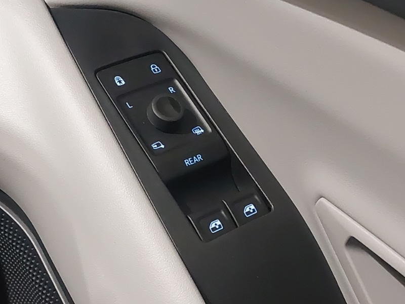 Used Ford Explorer 2025 for sale - 76834510: Photo 19