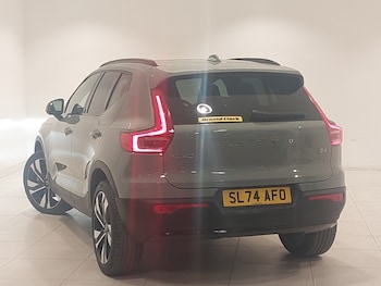 Used Volvo XC40 2024 for sale - 75882791: Photo
