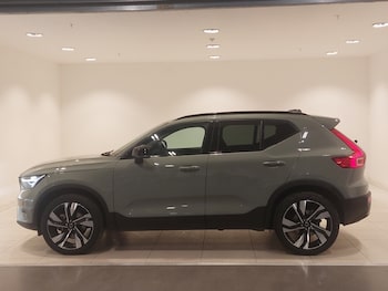 Used Volvo XC40 2024 for sale - 75882791: Photo