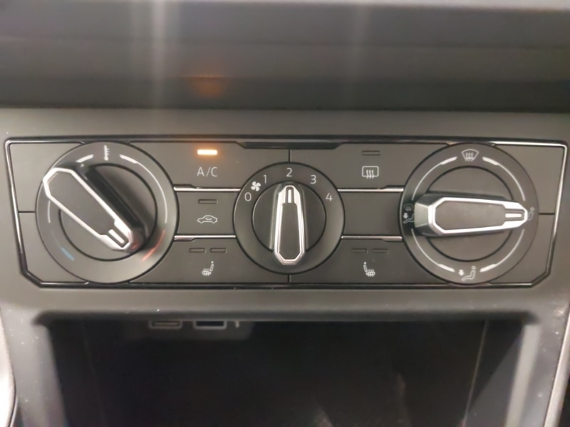 Used Volkswagen Polo 2018 for sale - 76451311: Photo 13