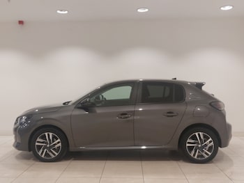 Used Peugeot 208 2023 for sale - 79457741: Photo