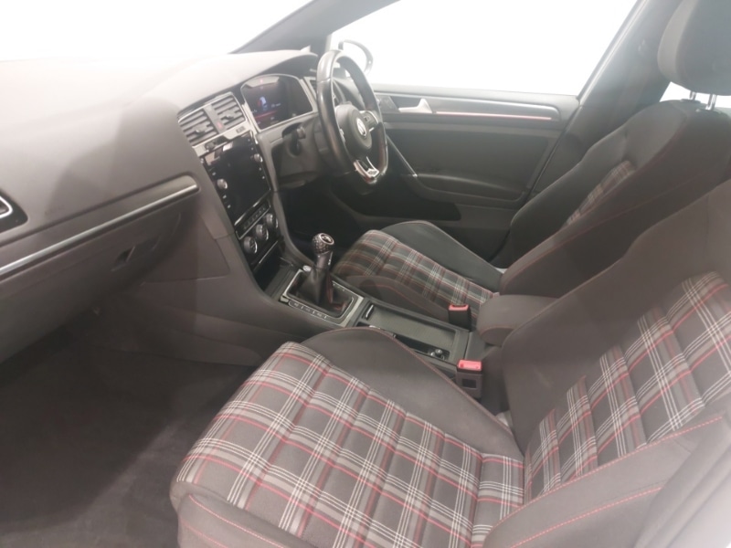 Used Volkswagen Golf 2019 for sale - 76726310: Photo 5