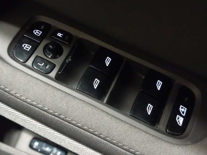 Used Polestar Polestar 2 2023 for sale - 77837686: Photo 19