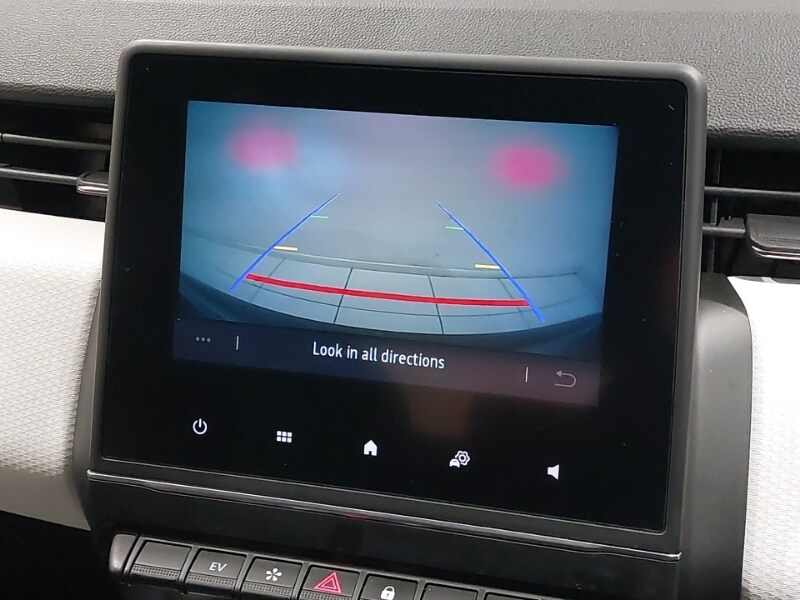 Used Renault Clio 2023 for sale - 77816250: Photo 11