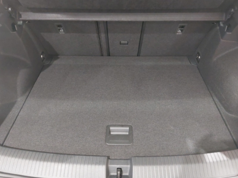 Used Volkswagen T-Roc 2025 for sale - 77073587: Photo 8