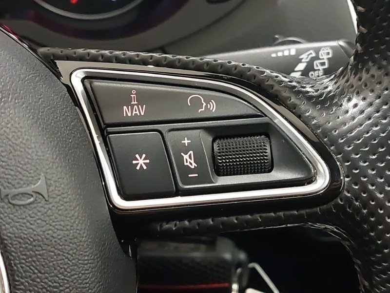 Used Audi Q3 2015 for sale - 77637212: Photo 17