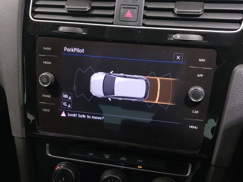 Used Volkswagen Golf 2019 for sale - 77126469: Photo 11