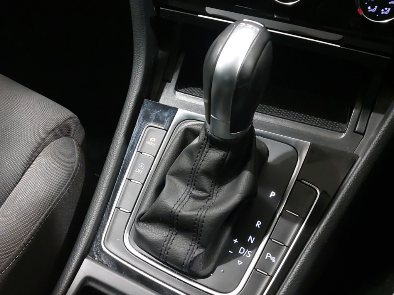 Used Volkswagen Golf 2019 for sale - 77126469: Photo 12