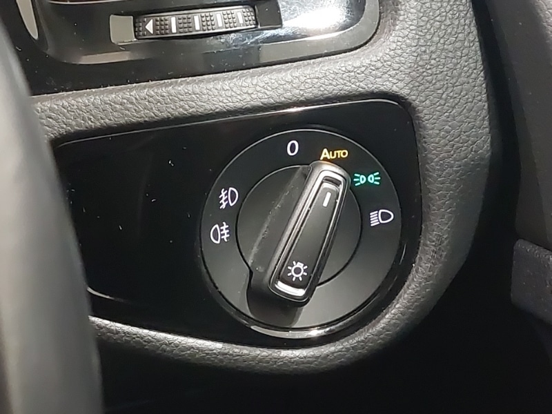 Used Volkswagen Golf 2019 for sale - 77126469: Photo 17