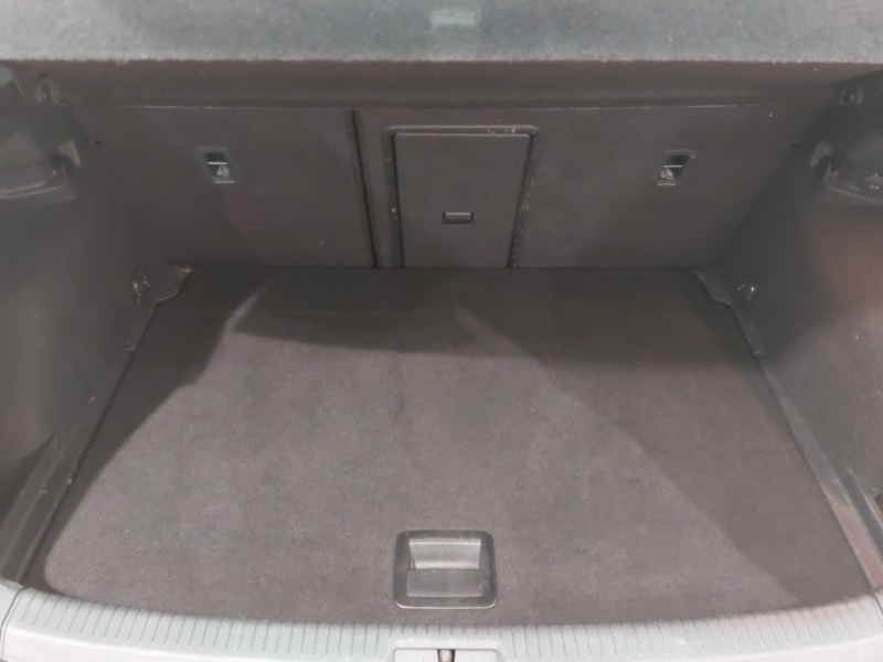 Used Volkswagen Golf 2019 for sale - 77126469: Photo 8