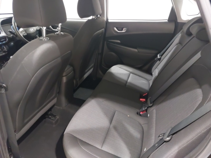 Used Hyundai KONA 2022 for sale - 77669702: Photo 6