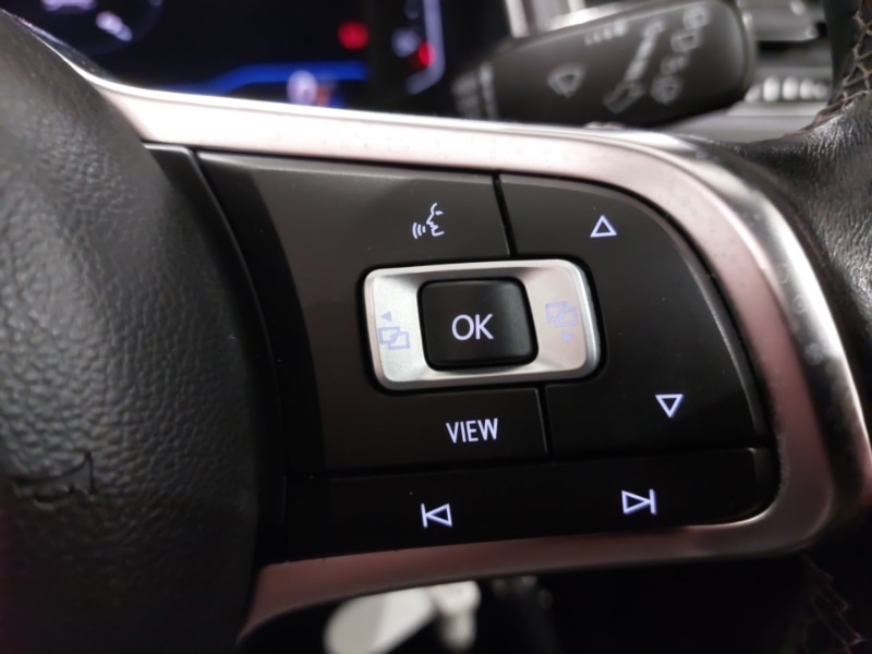 Used Volkswagen T-Roc 2019 for sale - 76839104: Photo 17