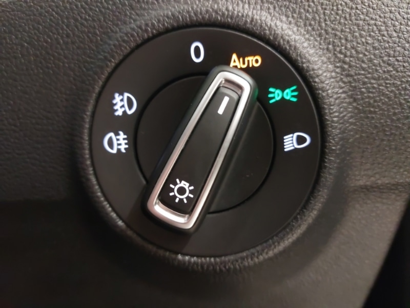 Used Volkswagen T-Roc 2019 for sale - 76839104: Photo 18