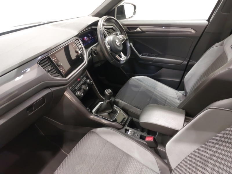 Used Volkswagen T-Roc 2019 for sale - 76839104: Photo 5