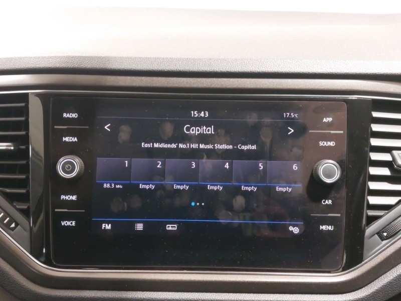 Used Volkswagen T-Roc 2019 for sale - 76885331: Photo 10