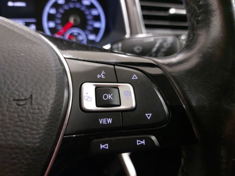 Used Volkswagen T-Roc 2019 for sale - 76885331: Photo 17