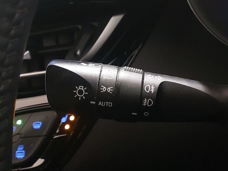 Used Toyota C-HR 2021 for sale - 76451278: Photo 18