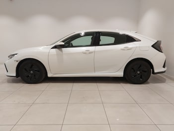 Used Honda Civic 2019 for sale - 76213185: Photo 4