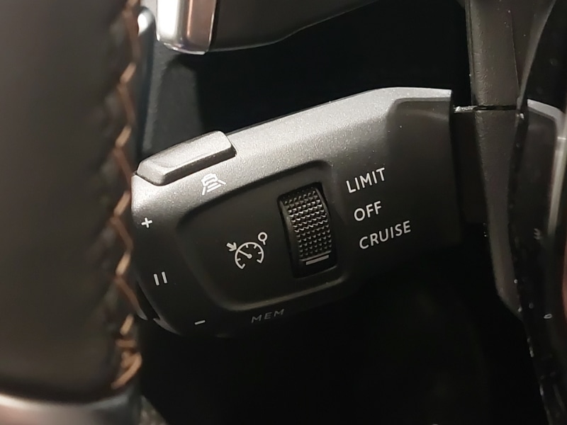 Used Peugeot 3008 2023 for sale - 77448847: Photo 16